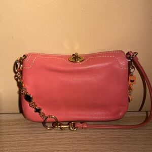 Elegant Pink Leather Shoulder Bag